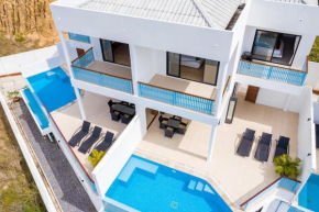 7 Bed Luxury Seaview Villas 5 mins to beach
